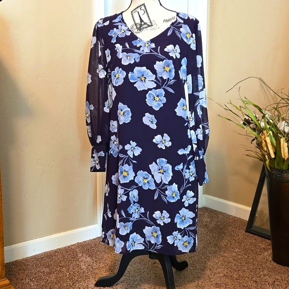Cabi Ellery Dress - Picture 2 of 4